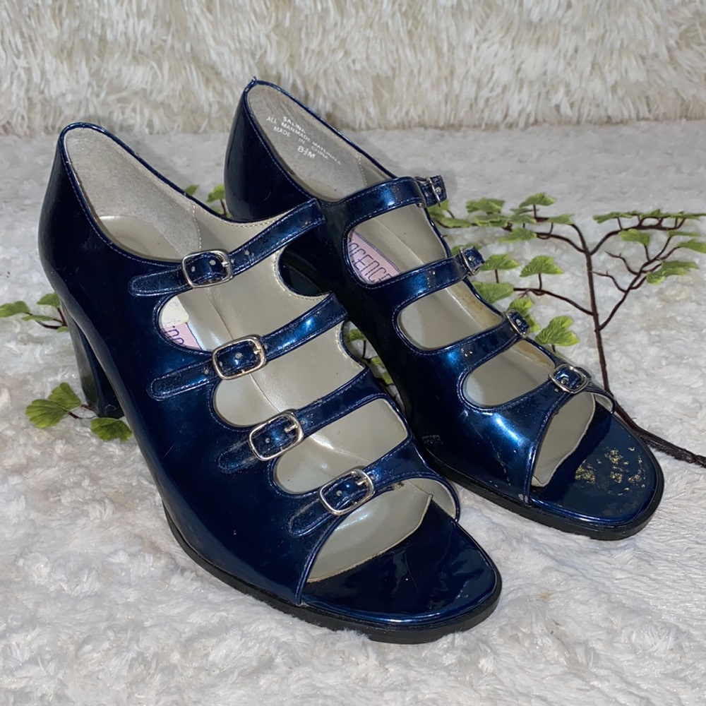 Vintage-Patent Leather Peep Toe